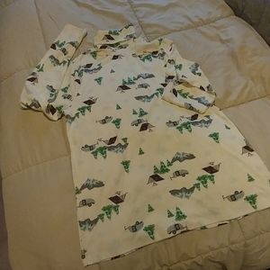 Time and Tru White print turtle neck Tee shirt